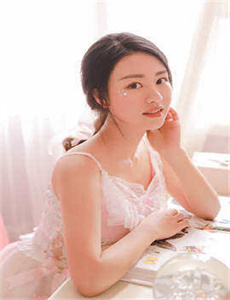 色哺乳xxxxhd牛奶/色欲天天婬色婬香影院