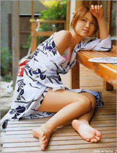 大炕上开嫩苞乡村猎艳记,色欲迷墙迅雷下载