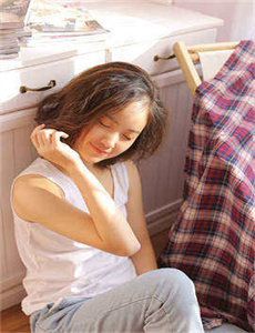 中文乱码卡一卡二卡新区无限观看,错一个题就往阴里装一支笔的小说